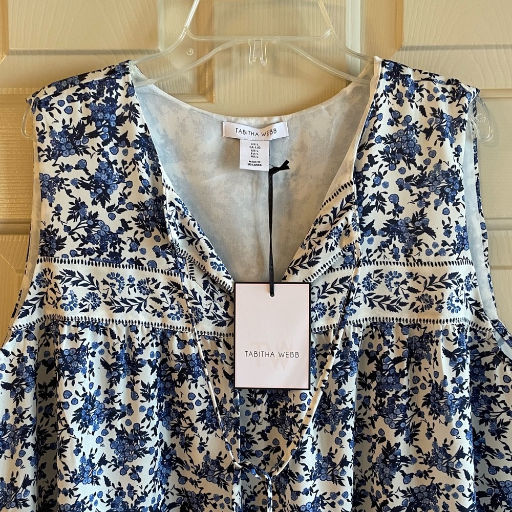 Tabitha Webb  Semi-sheer Sleeveless Delft Blue and Cream Flowered Top  Sz L